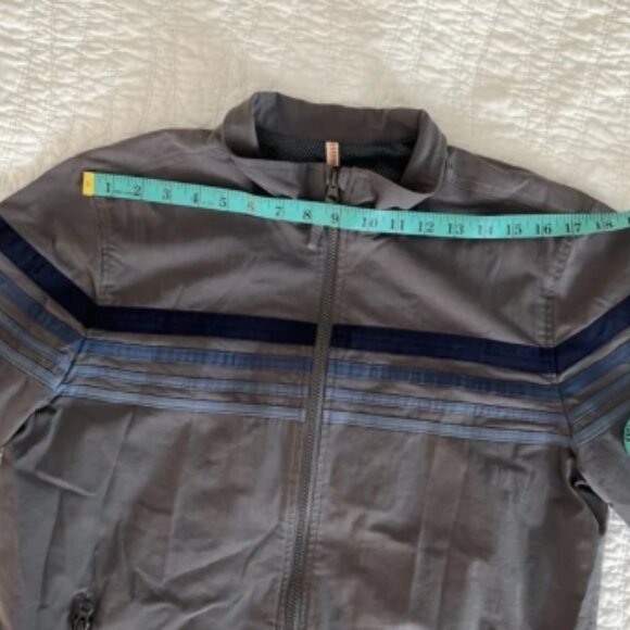 EUC Marine Layer Freeman Stretch Twill Windbreaker ($160 retail) - Medium - Picture 6 of 10